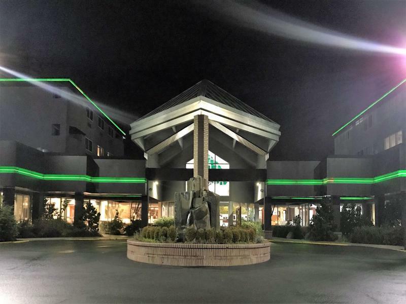 Medallion And Hotel